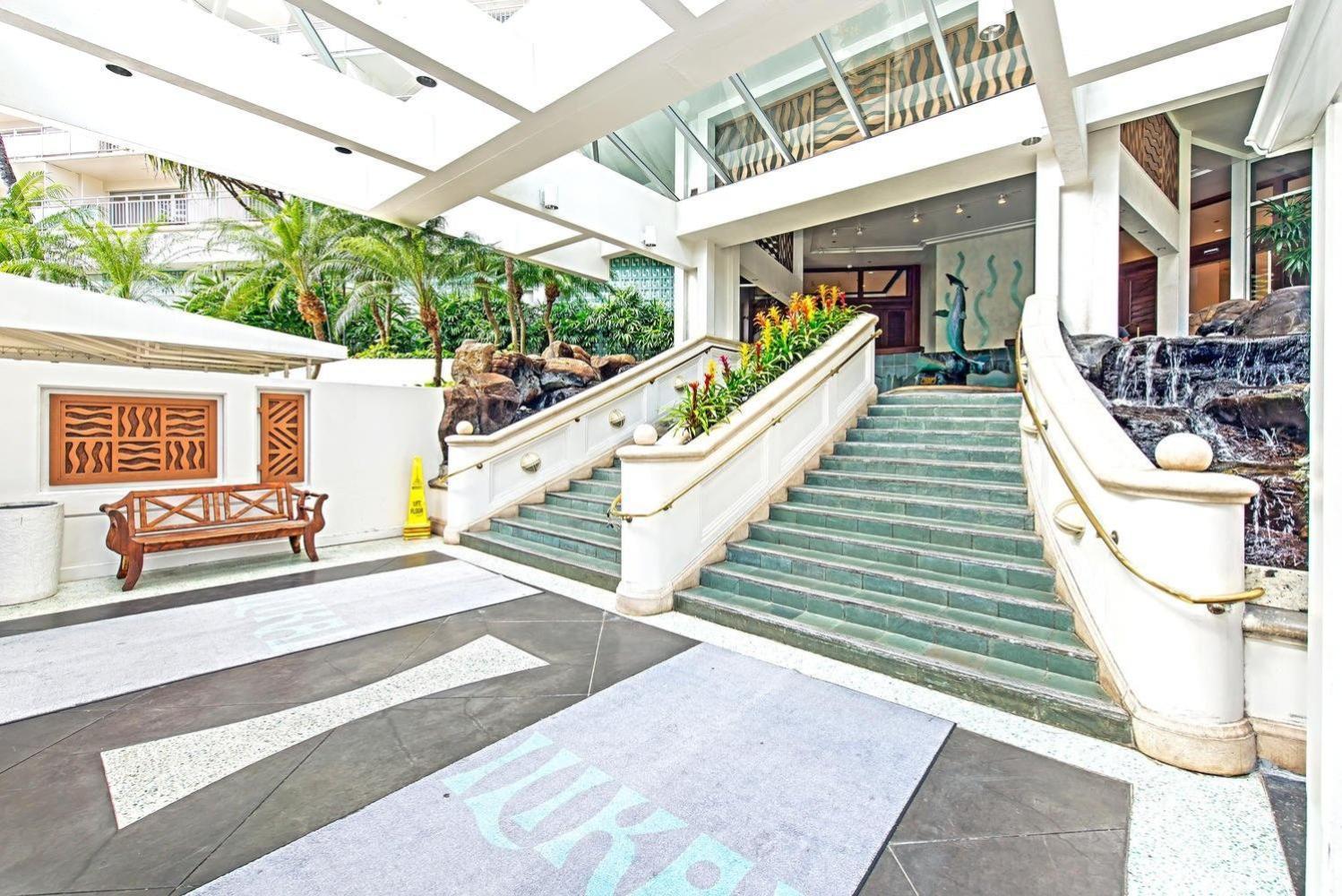 Ilikai Tower One Bedroom Lagoon View Waikiki Condos With Lanai & Free Wifi Honolulu Phòng bức ảnh
