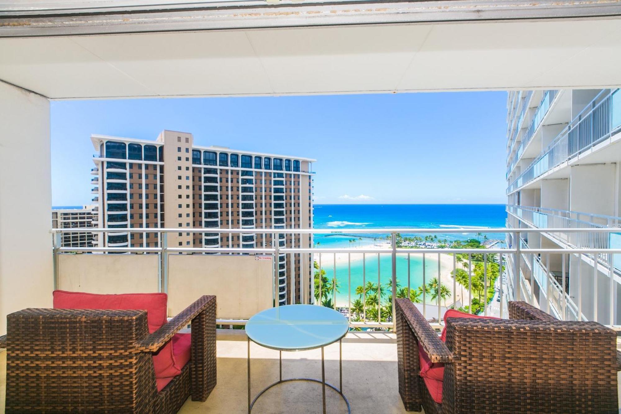 Ilikai Tower One Bedroom Lagoon View Waikiki Condos With Lanai & Free Wifi Honolulu Phòng bức ảnh