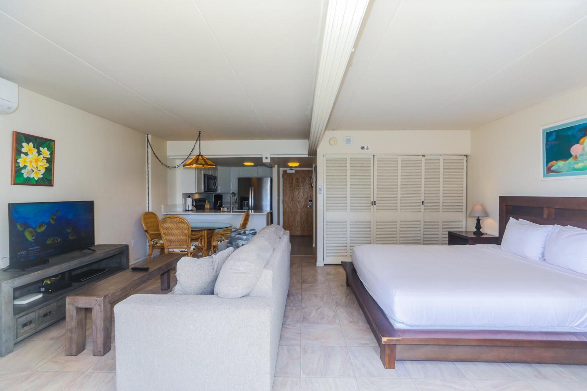 Ilikai Tower One Bedroom Lagoon View Waikiki Condos With Lanai & Free Wifi Honolulu Phòng bức ảnh